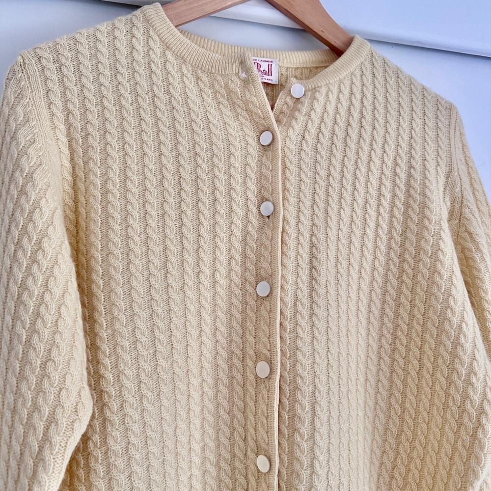 N.Peal London Yellow 100% Cashmere Cable Knit Cardigan Made in Scotland M - Picture 4 of 10